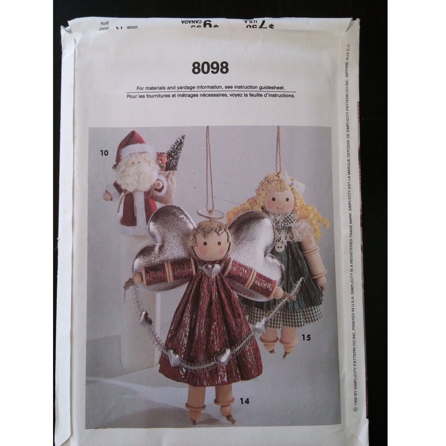 Simplicity Crafts 8098 assorted toys and dolls pattern, uncut