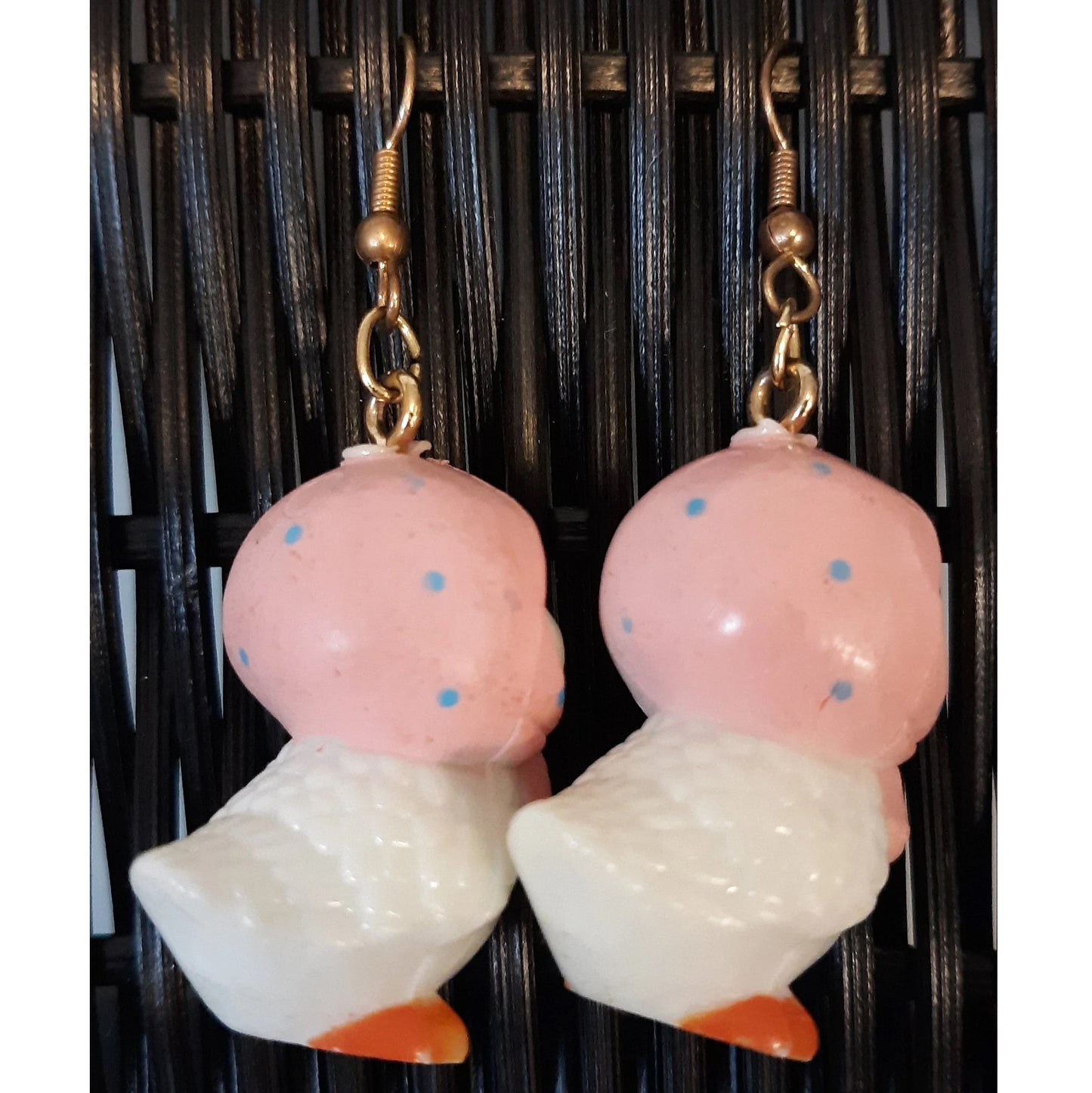 Cute Chicks in Pink Scarves Vintage Earrings