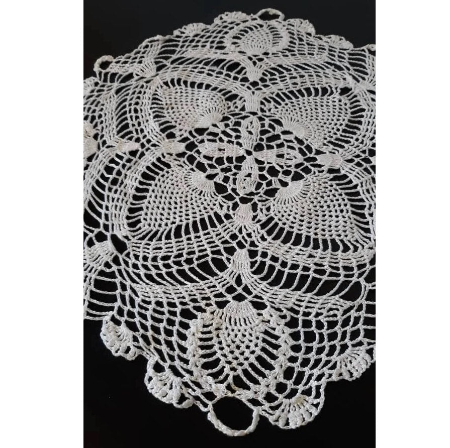 Vintage Square (14") White Doily