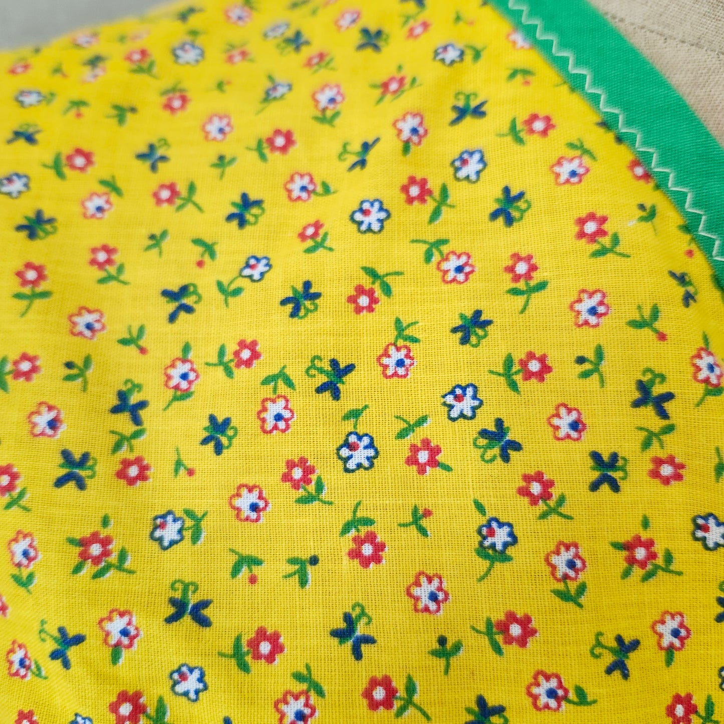 Yellow Floral Vintage Smock/Cobblers Apron