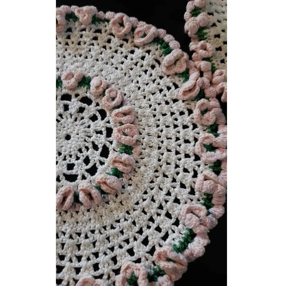 Vintage Round (8.5") Pink and White Doilies, set of 2