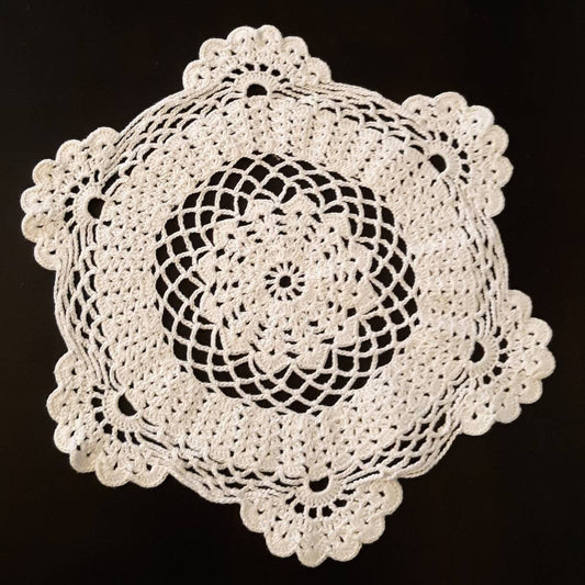 Vintage Round (12") White Doily