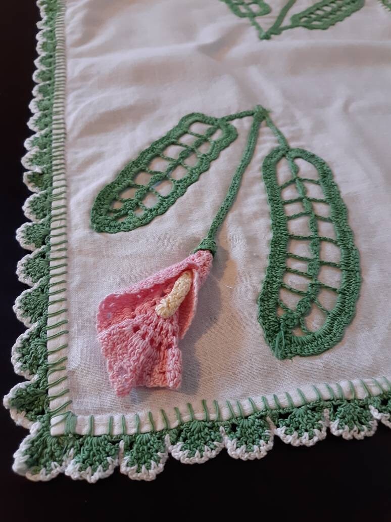 Vintage Table Linen with Crocheted Calla Lilies
