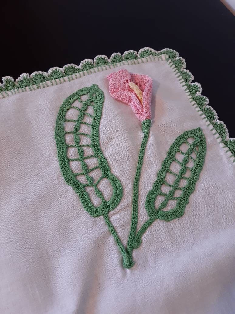 Vintage Table Linen with Crocheted Calla Lilies