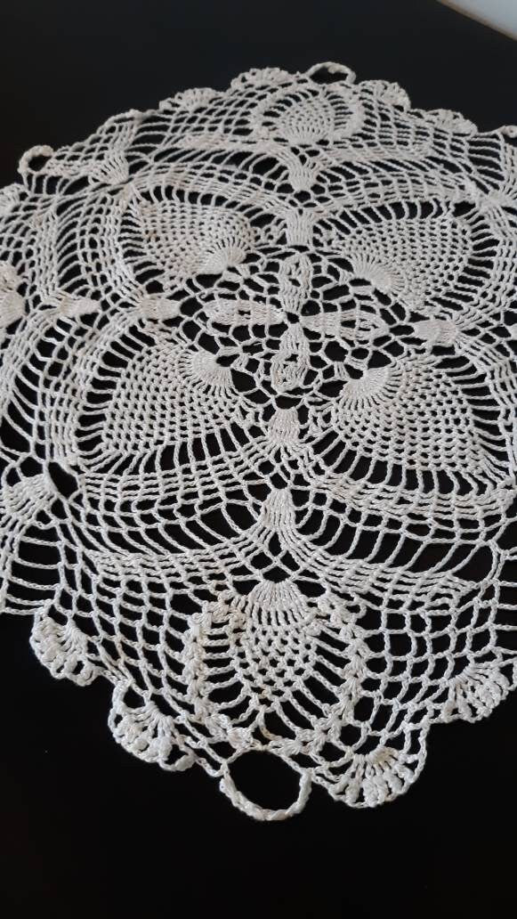 Vintage Square (14") White Doily
