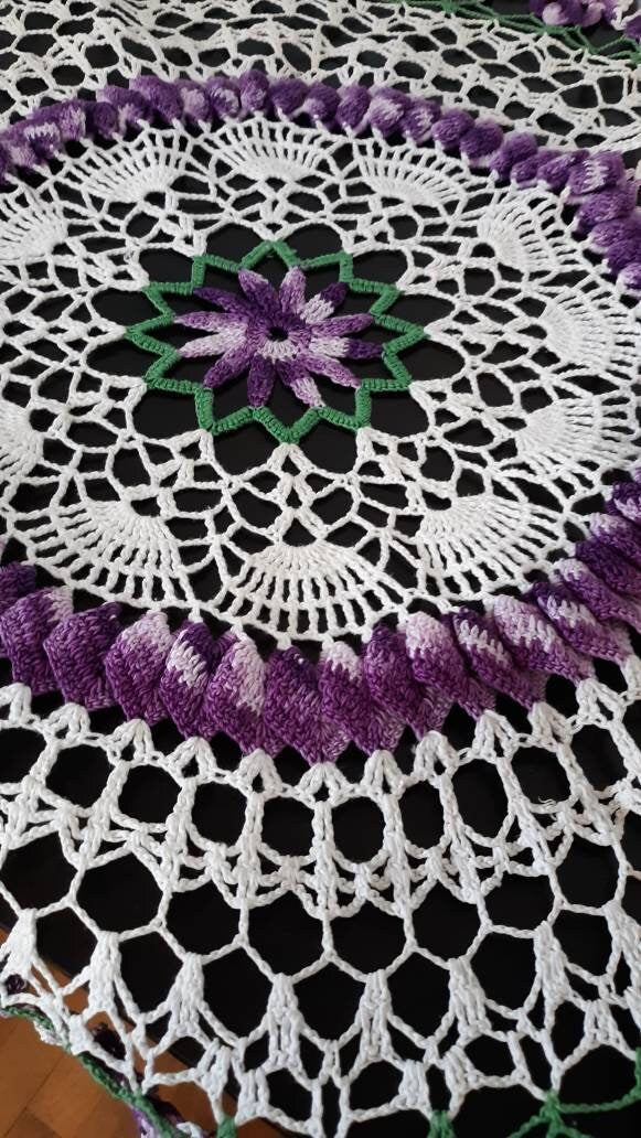 Vintage Round (28") Purple and White Doily