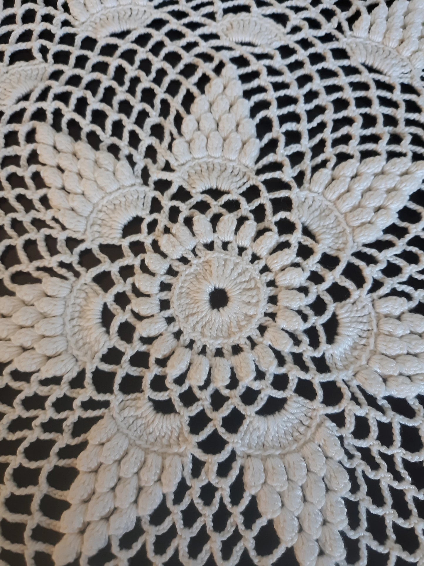 Vintage Round (15") White Cluster Stitch Doily