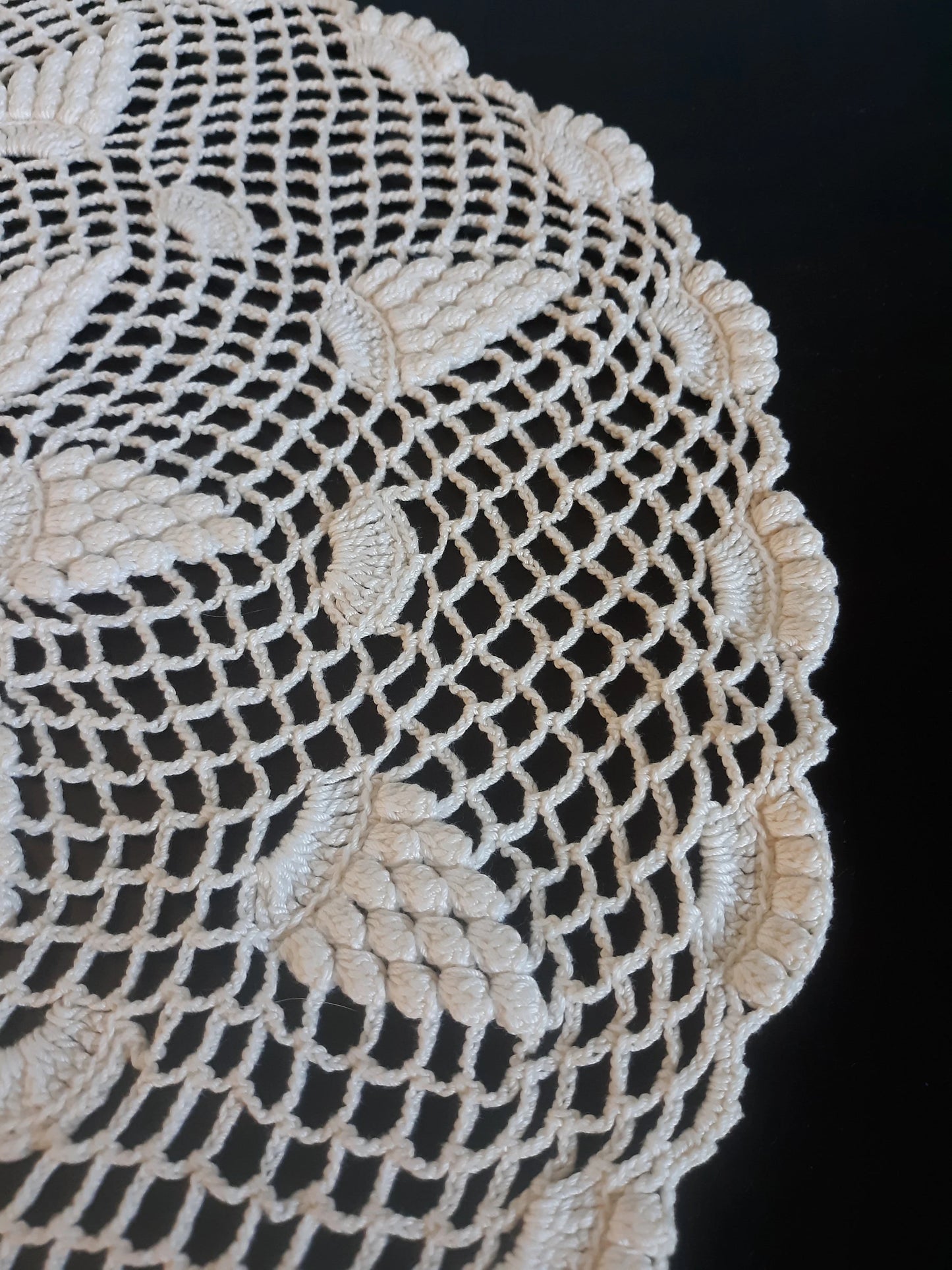 Vintage Round (15") White Cluster Stitch Doily