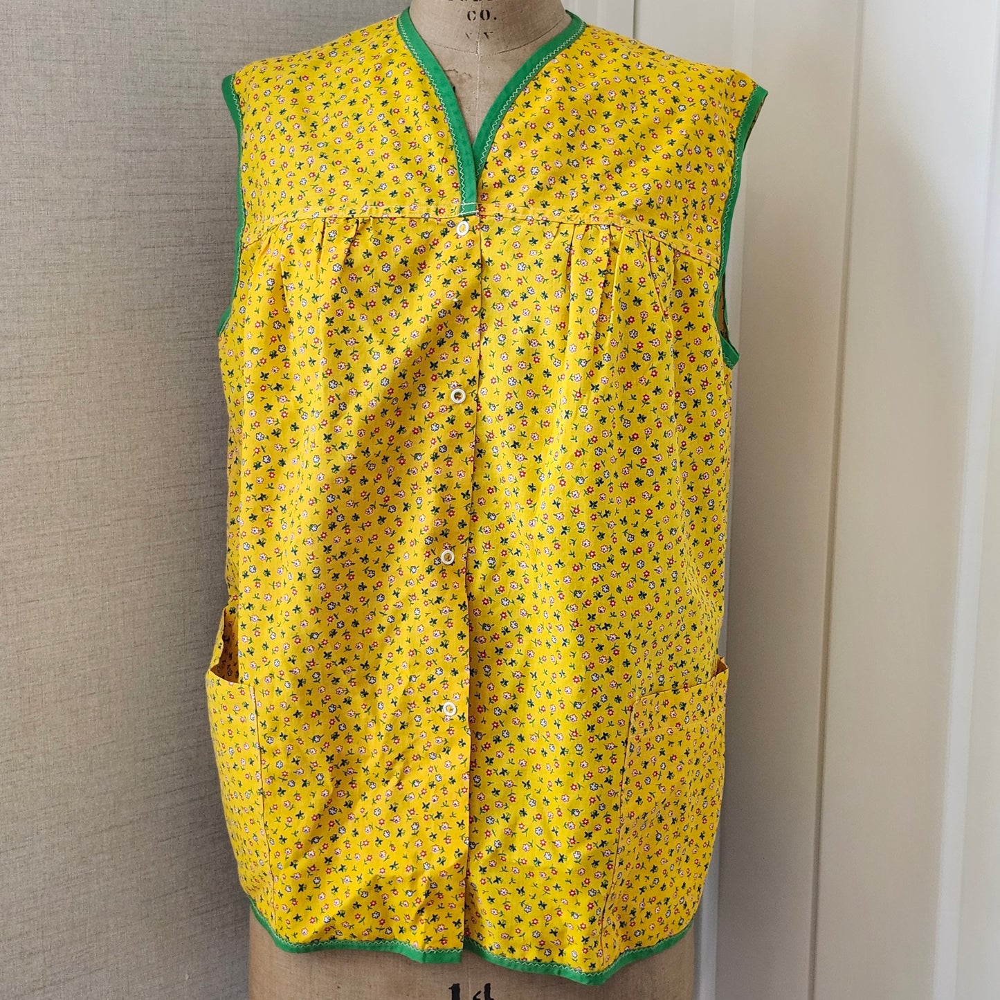 Yellow Floral Vintage Smock/Cobblers Apron