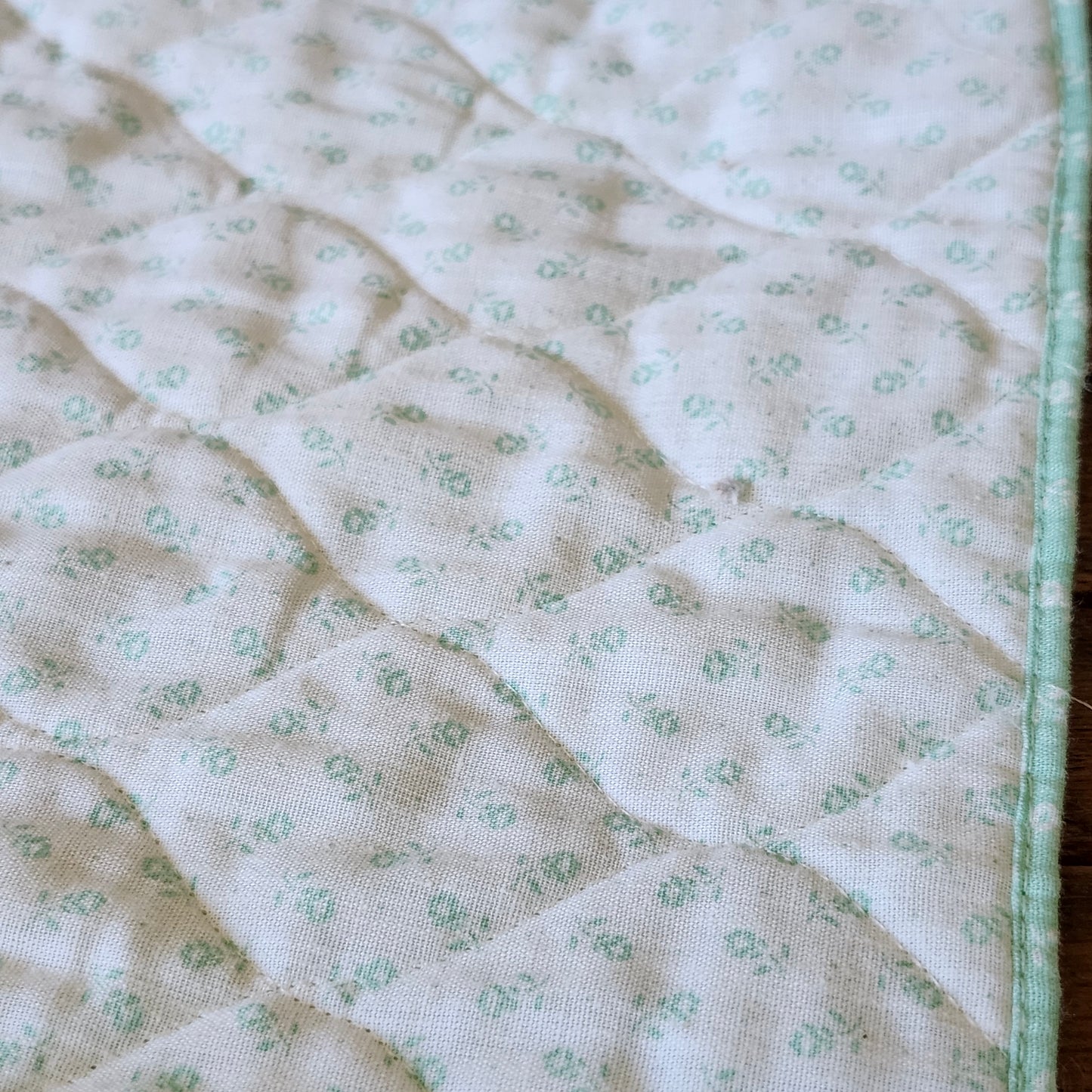 Green Floral Vintage Quilted Casserole Carrier