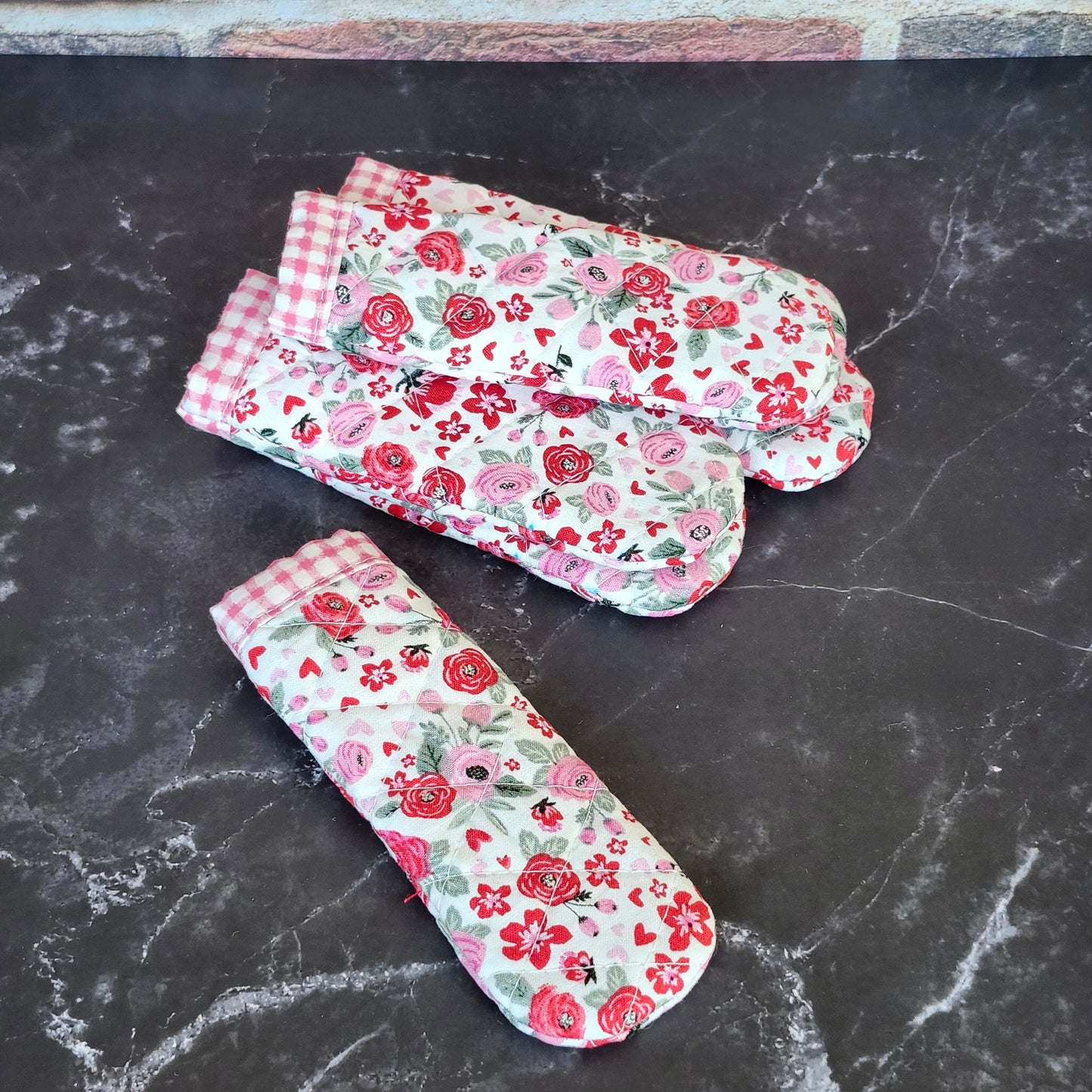 Roses and Hearts Skillet Handle Cover