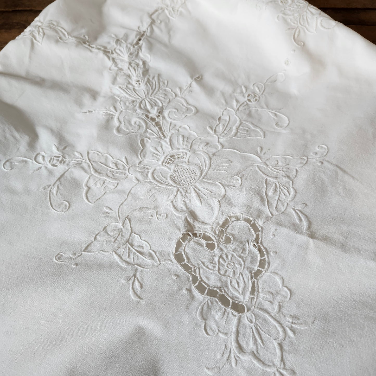 White Embroidered Floral Design Tablecloth