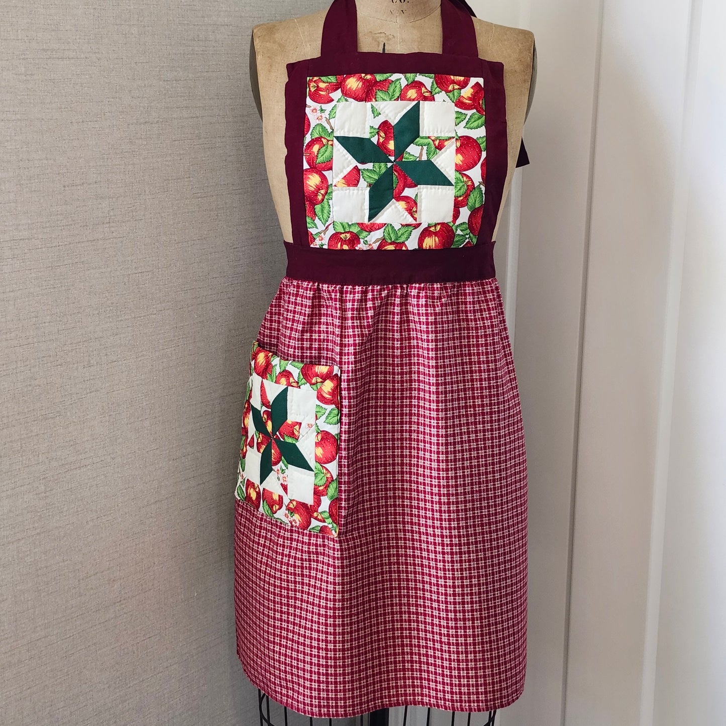 Apple Print Quilted Bib Vintage Apron