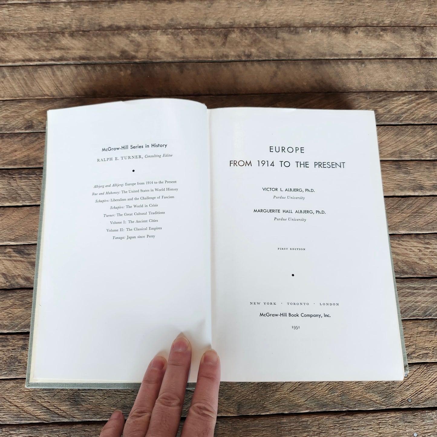 Europe from 1914 to the Present by Victor L. Albjerg and Marguerite Hall Albjerg