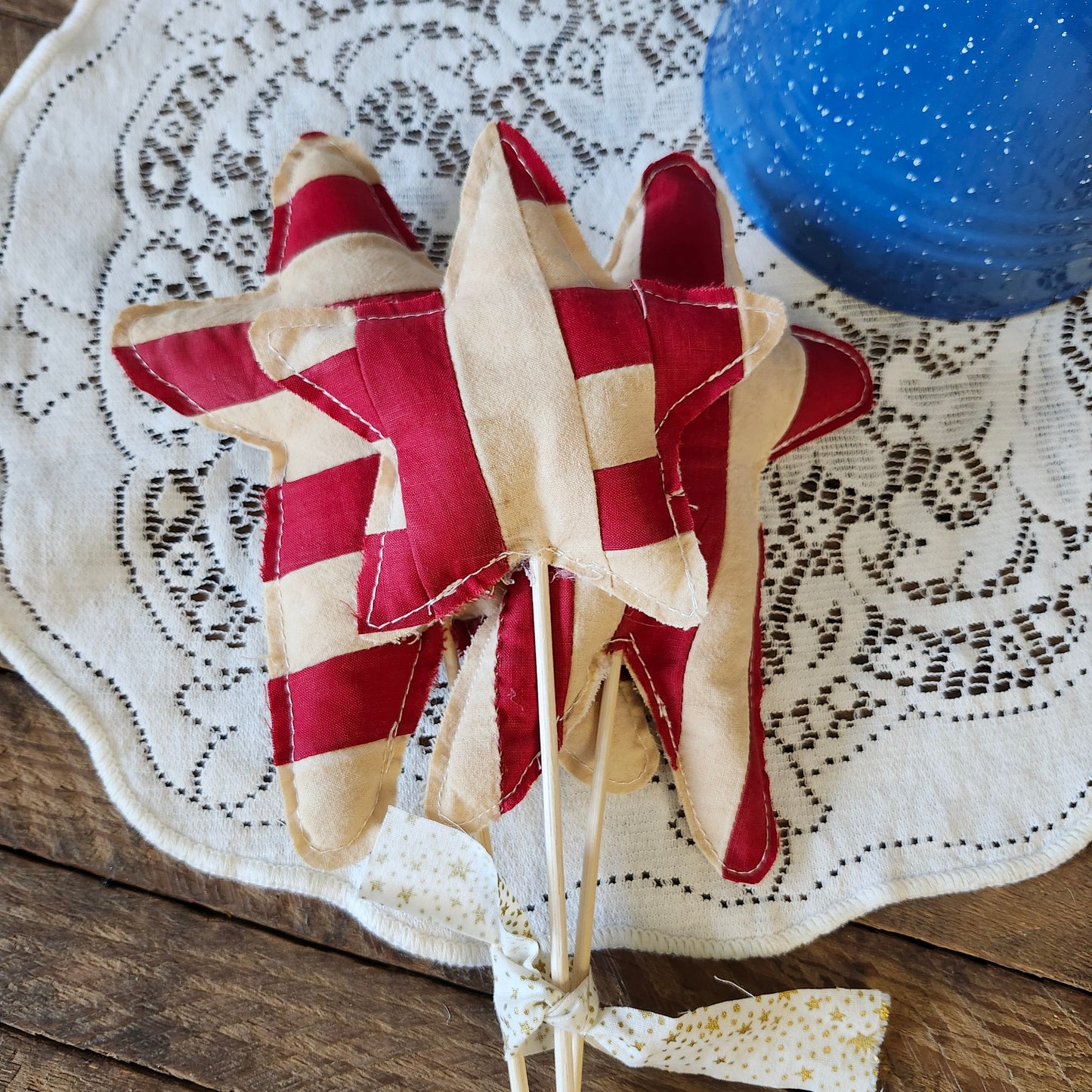 Red and White Striped Stars, set of 3
