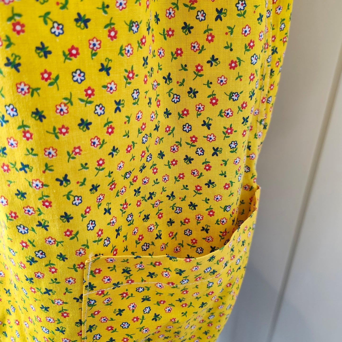 Yellow Floral Vintage Smock/Cobblers Apron
