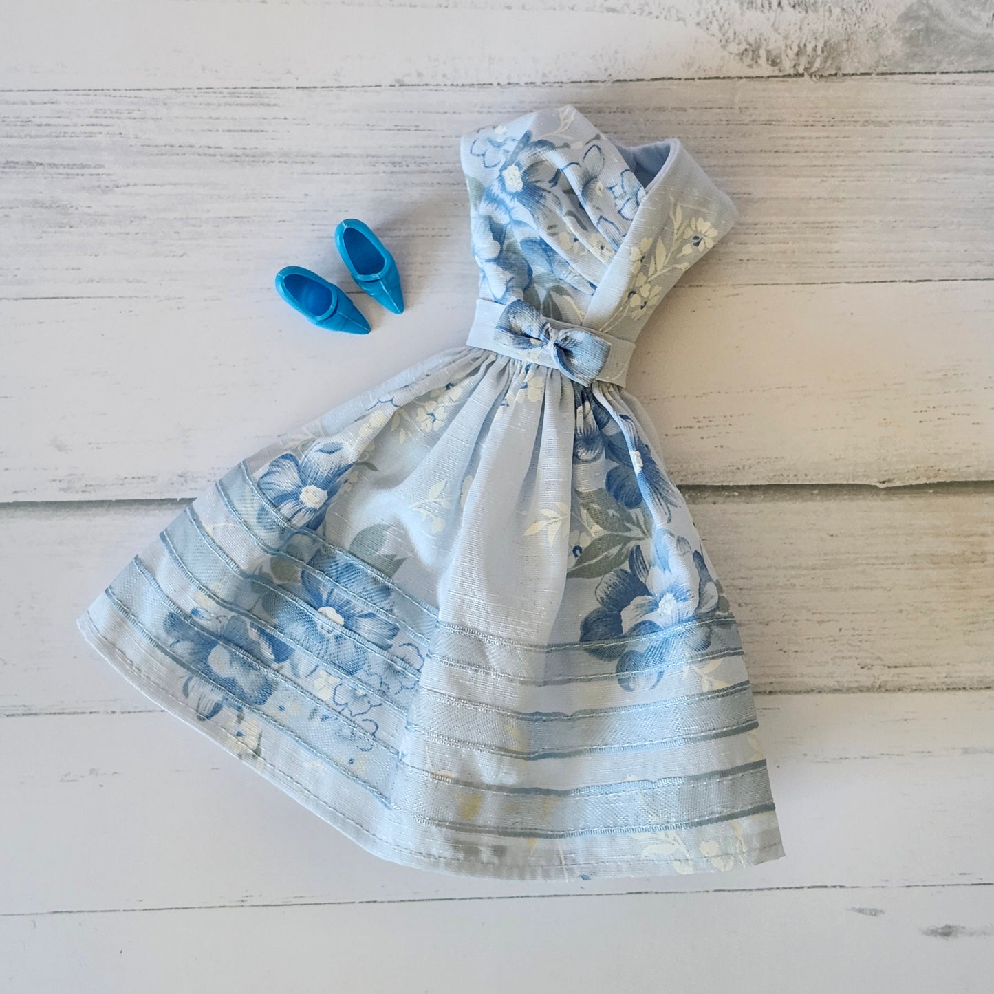 Blue Floral Pleat Front Dress for 11 1/2" fashion dolls