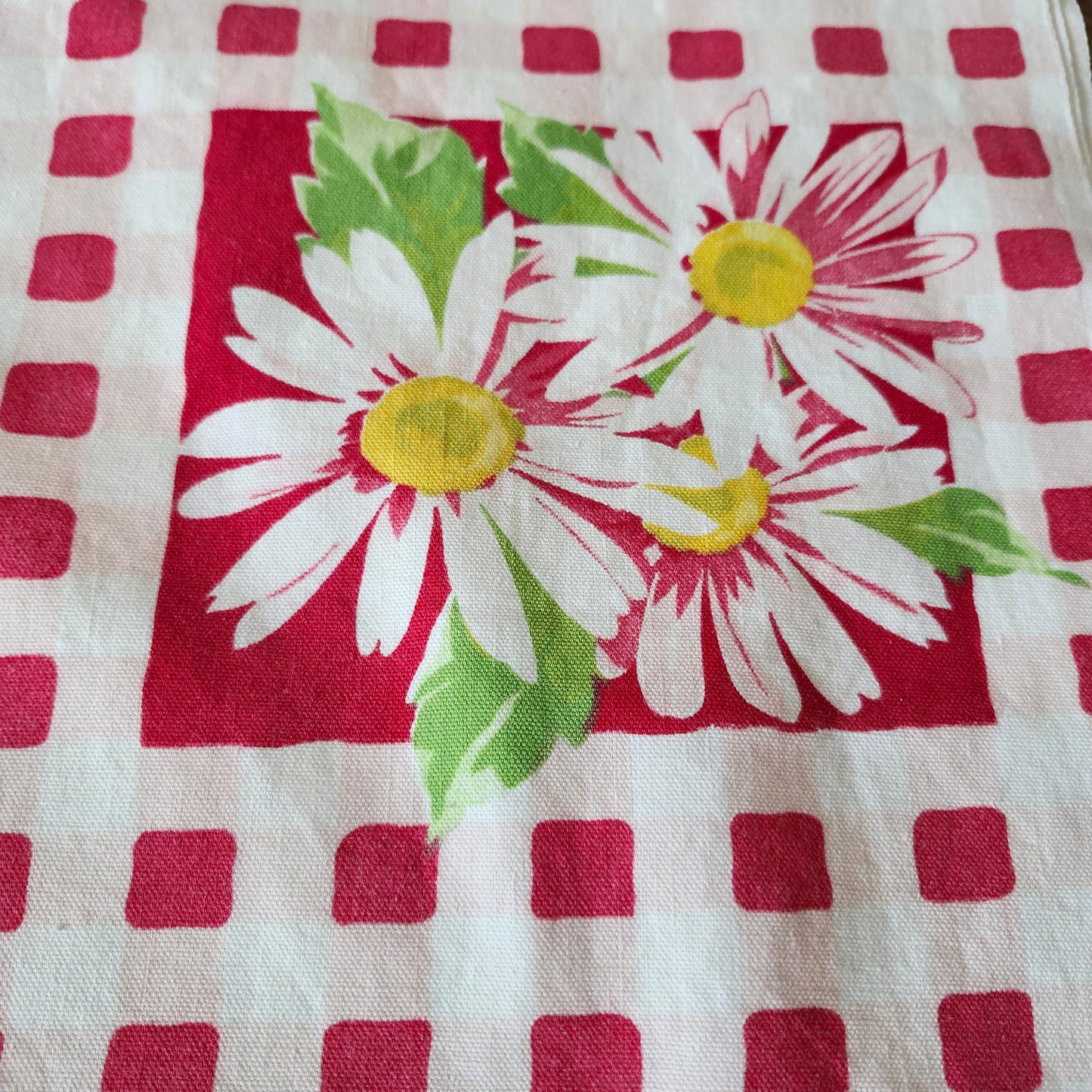 Daisies and Pink Squares Vintage Tablecloth