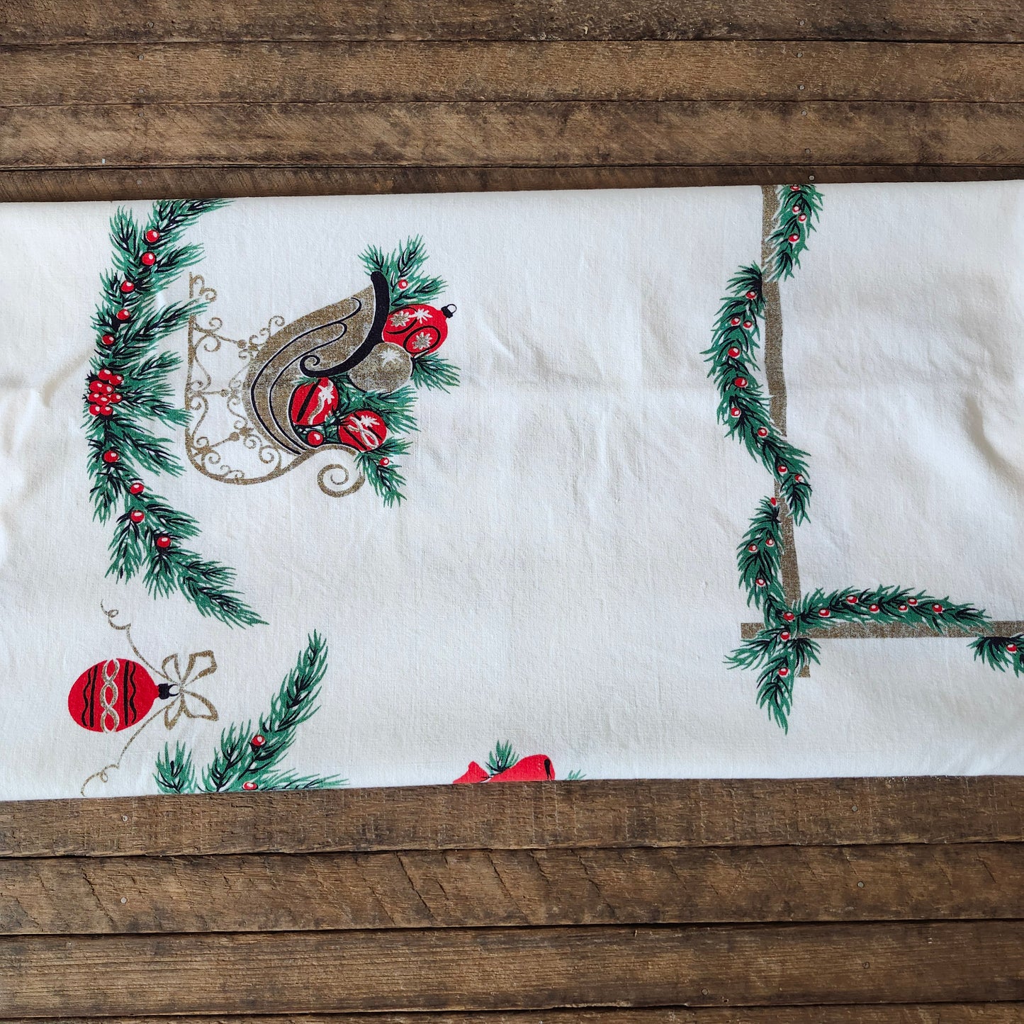 Lanterns and Sleighs Vintage Christmas Tablecloth