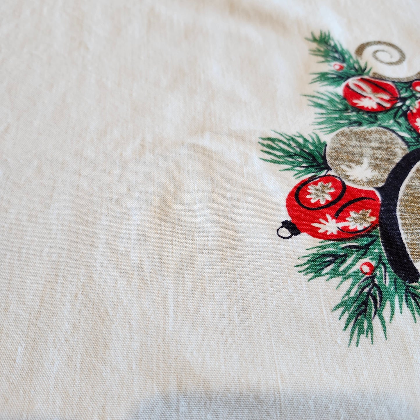 Lanterns and Sleighs Vintage Christmas Tablecloth