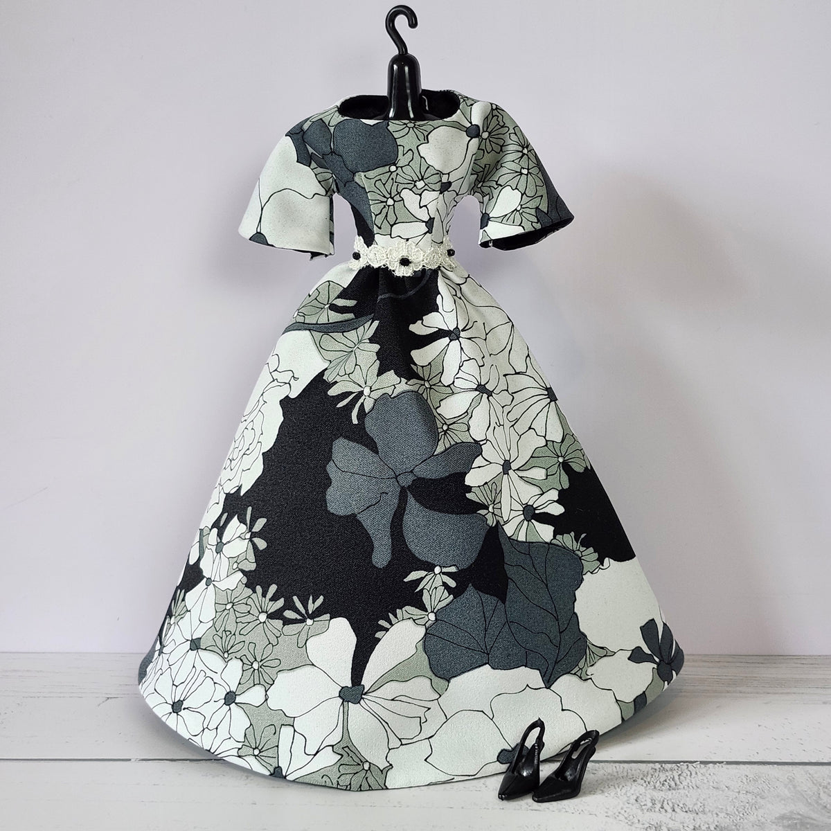 Black and White Floral Ball Gown for 11 1/2" fashion dolls